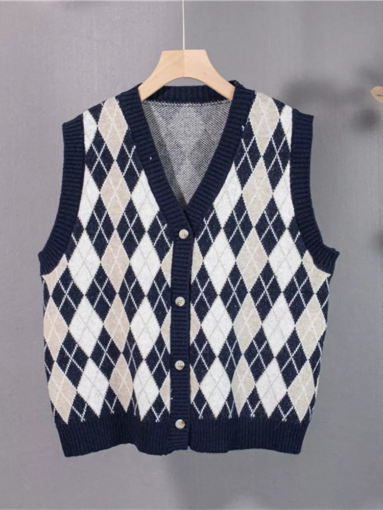 Dark academia sweater vest 1